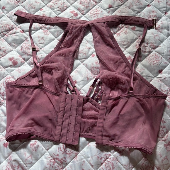 Victoria's Secret Lace Halter Bralette in Mauve Pink - Picture 3 of 6